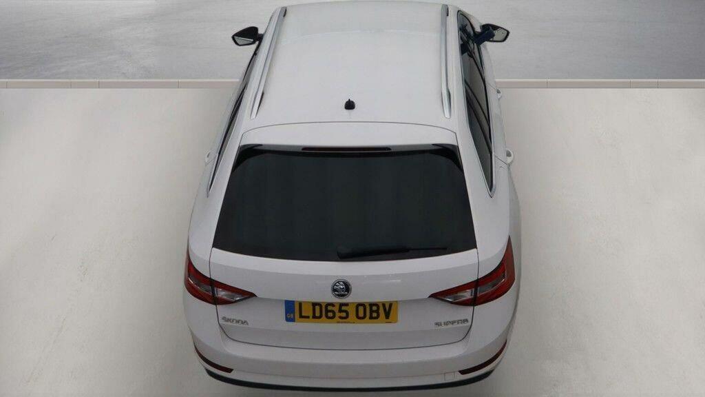 Skoda Superb Hatchback Silver #8