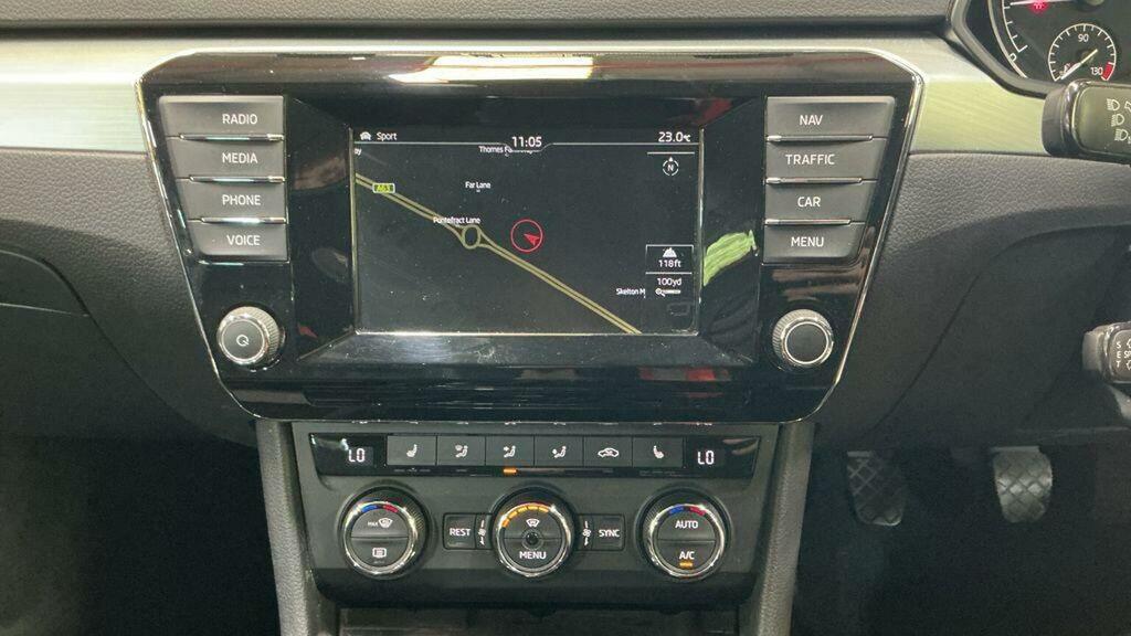 Skoda Superb Hatchback Silver #12