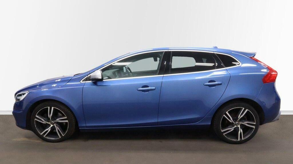Volvo V40 2.0 D3 R-design Pro Euro 6 Ss Blue #4