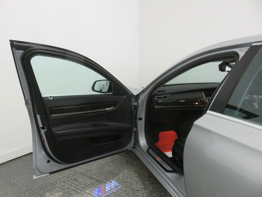 BMW 7 Series 740I M Sport Grey #19