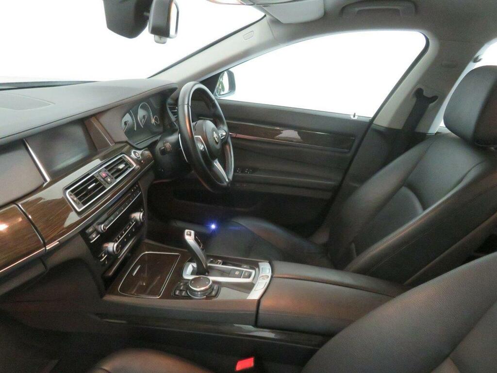 BMW 7 Series 740I M Sport Grey #42