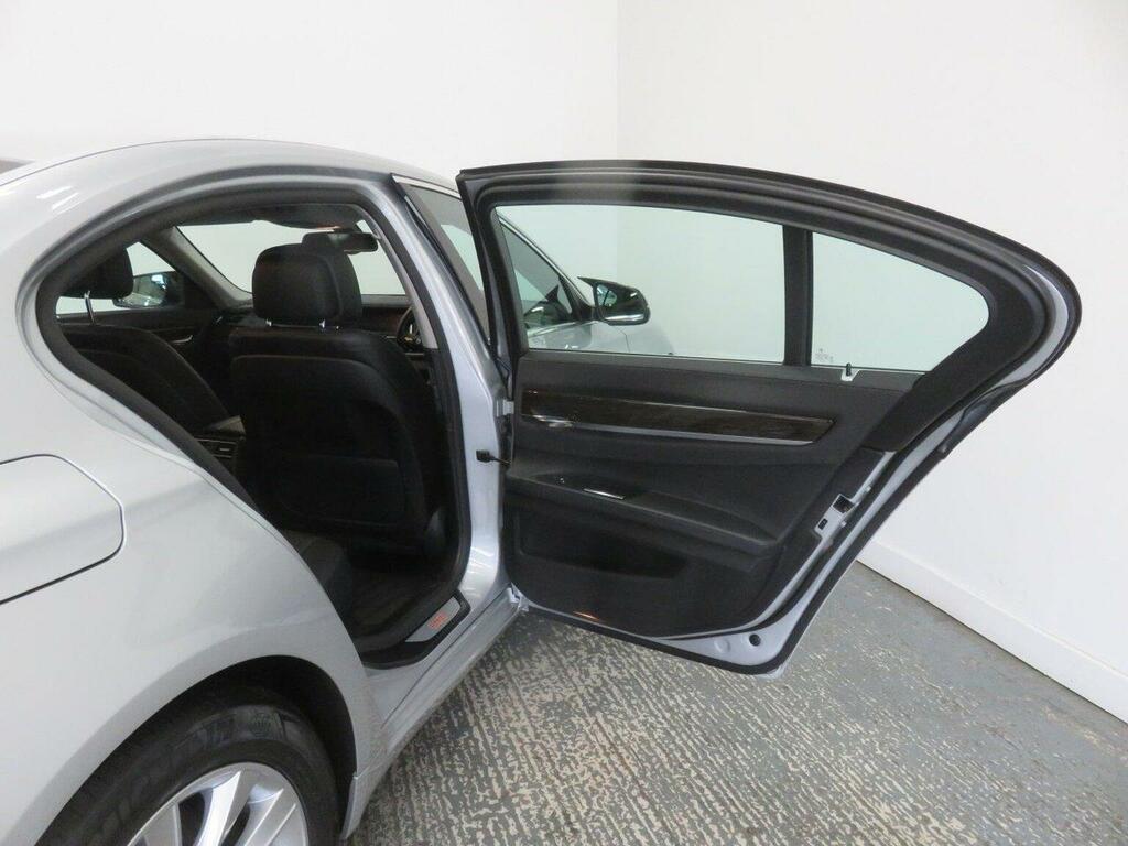 BMW 7 Series 740I M Sport Grey #18