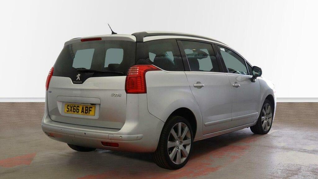 Peugeot 5008 1.6 Bluehdi Allure Euro 6 Ss Silver #4