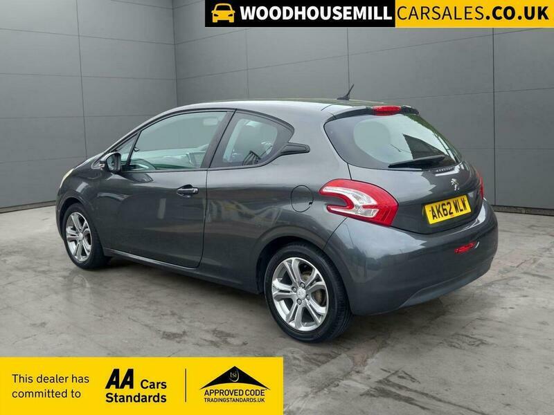 Peugeot 208 1.2 Vti Active Euro Grey #4
