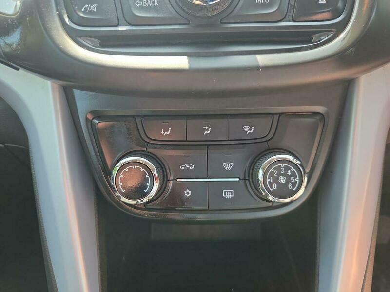 Vauxhall Zafira Tech Line Cdti Ss White #15
