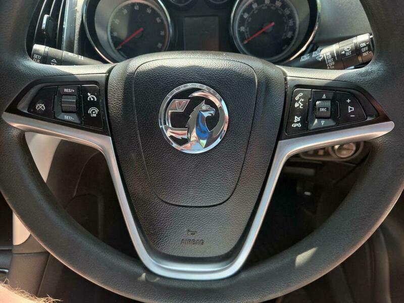 Vauxhall Zafira Tech Line Cdti Ss White #18