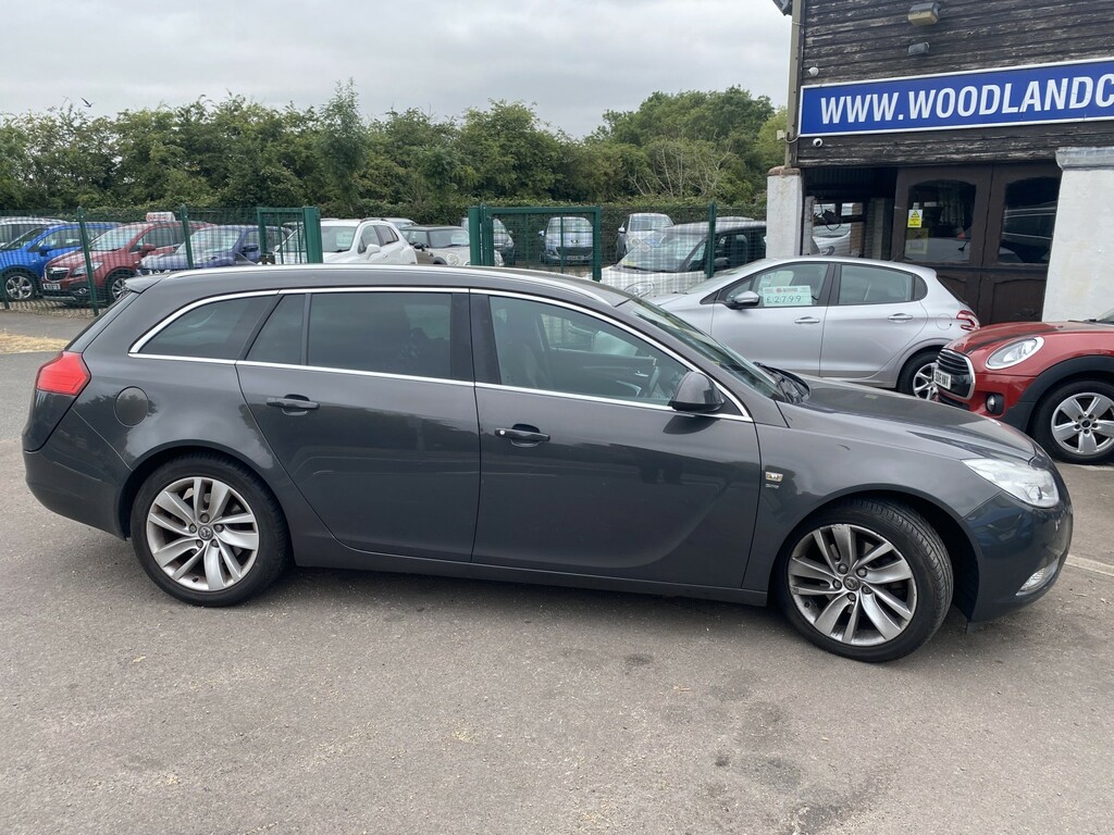Vauxhall Insignia 2.0 Cdti Ecoflex Sri Nav Estate Last Owner 5 Yea Grey