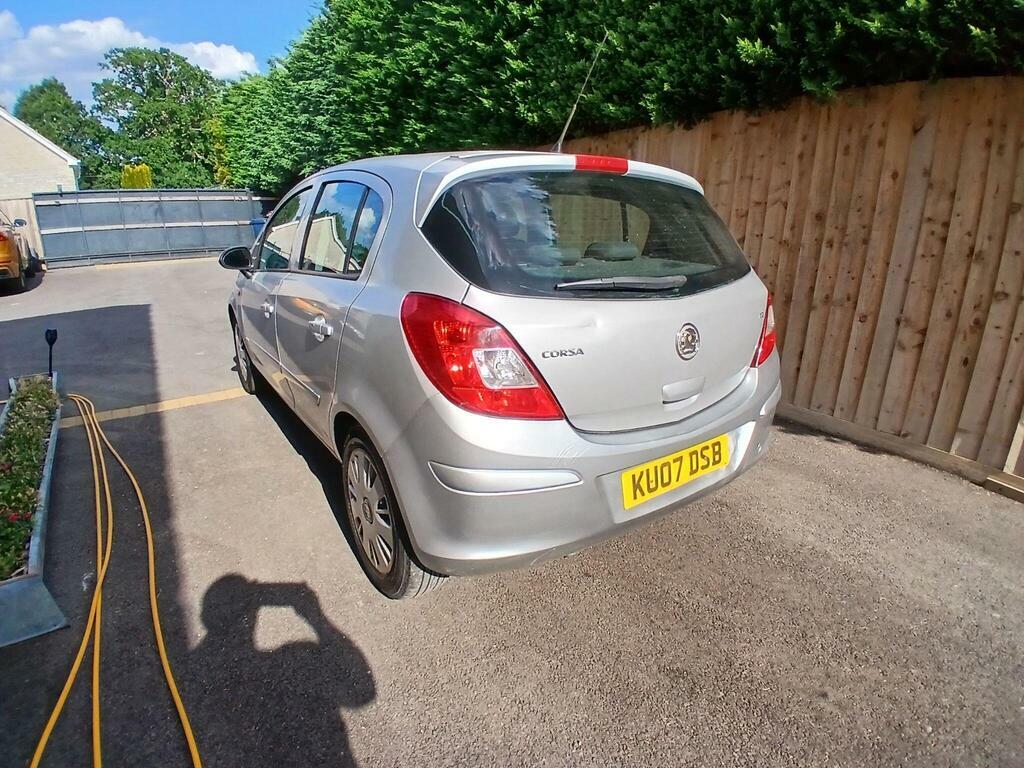 Vauxhall Corsa 1.4I 16V Design Hatchback Black #3