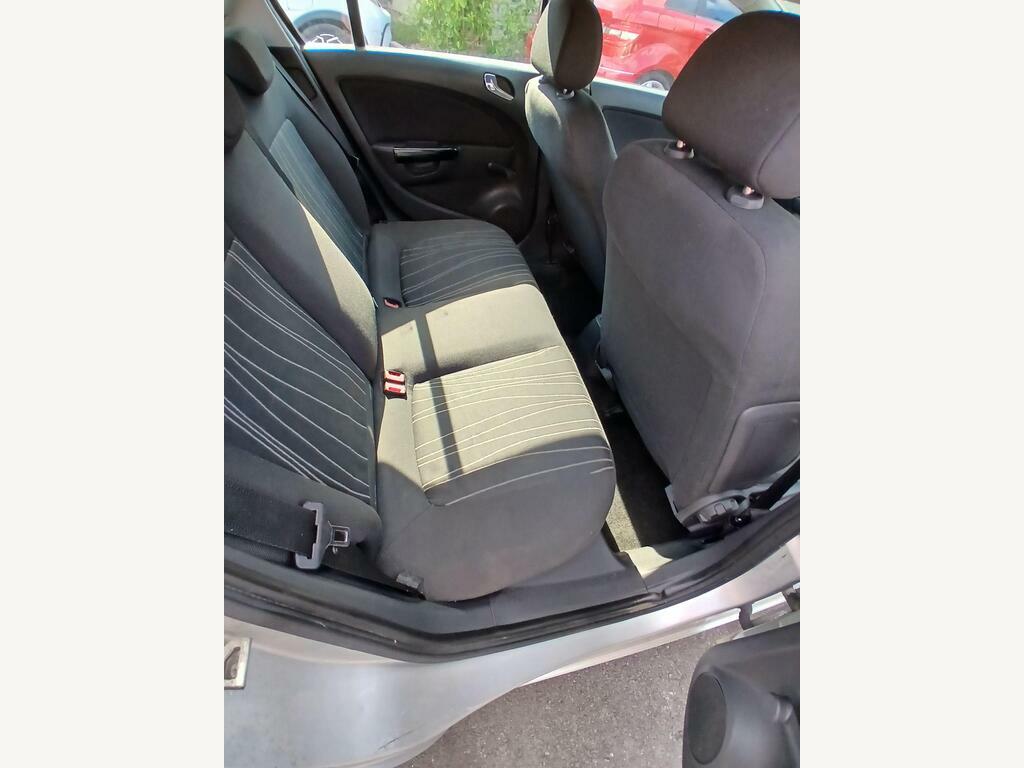 Vauxhall Corsa 1.4I 16V Design Hatchback Black #5