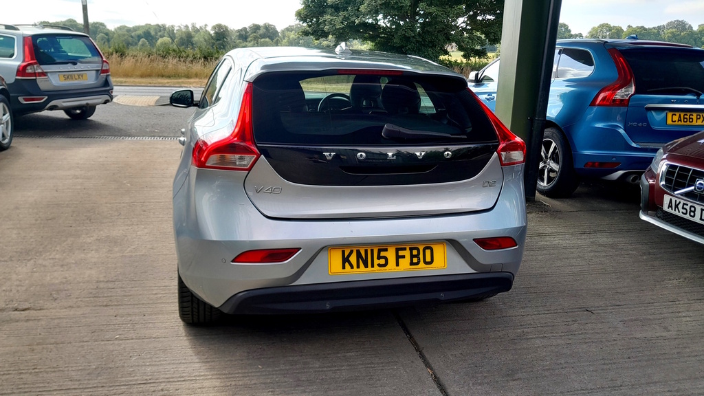 Volvo V40 Vehicle Details Price - 8495 Make Volvo Model V Silver #5