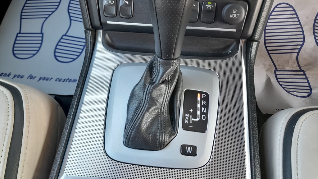 Volvo XC90 Vehicle Details Price - 11995 Make Volvo Model Black #3