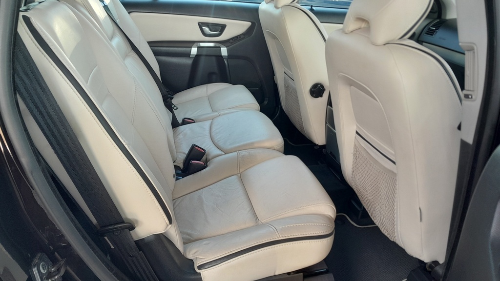 Volvo XC90 2.4 D5 200 R Black #14