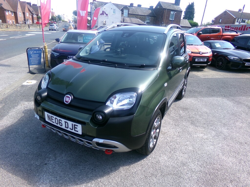 Fiat Panda 0.9 Twinair Cross Hatchback Euro Red