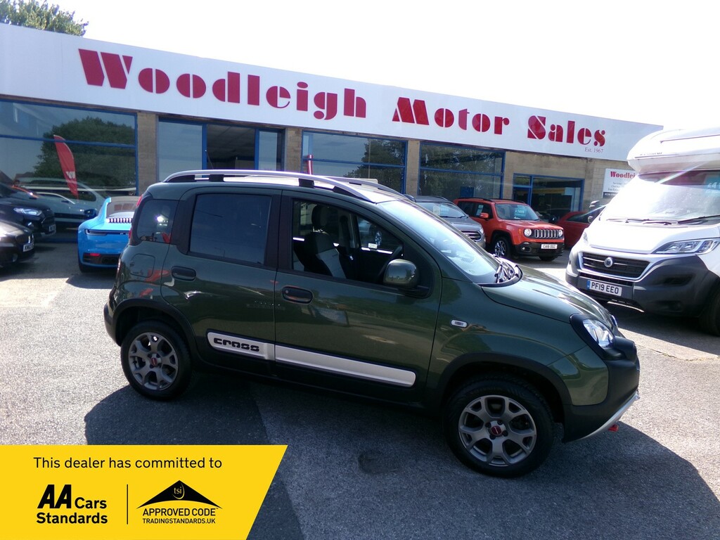 Fiat Panda 0.9 Twinair Cross Hatchback Euro Red
