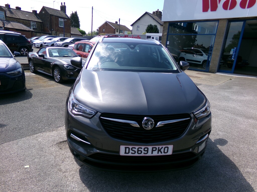 Vauxhall Grandland X 1.5 Turbo D Blueinjection Se Suv  #3