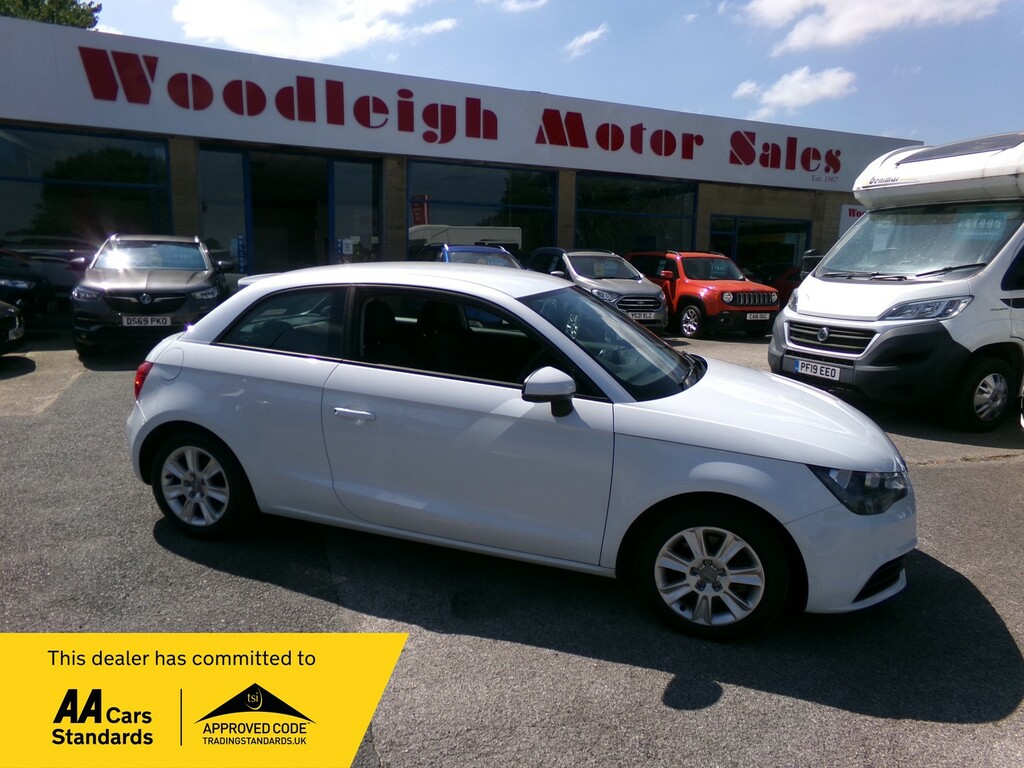 Audi A1 1.6 Tdi Se Hatchback Euro 5 Ss 