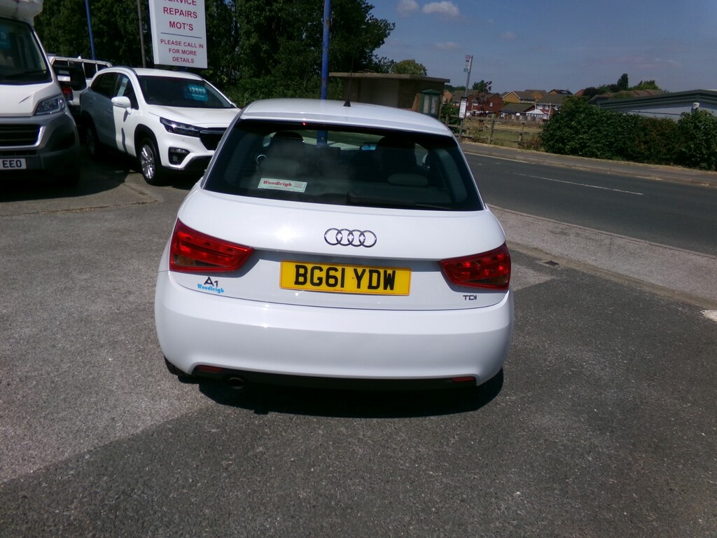 Audi A1 1.6 Tdi Se Hatchback Euro 5 Ss  #6