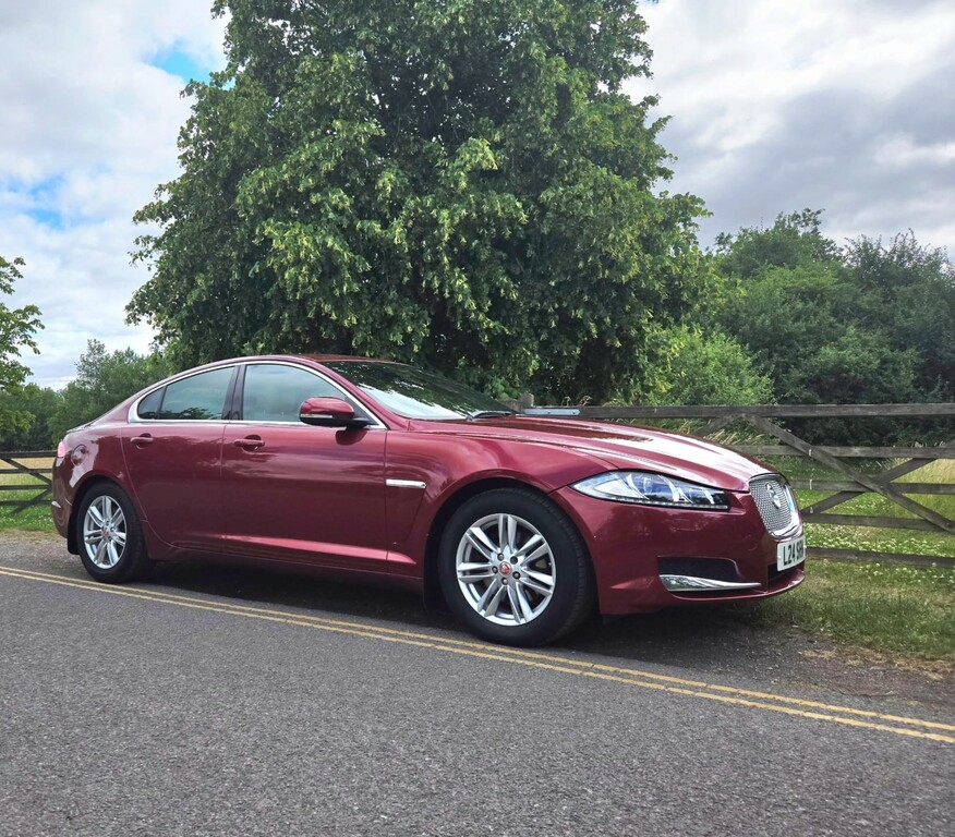 Jaguar XF 2.2 D Luxury Red #3
