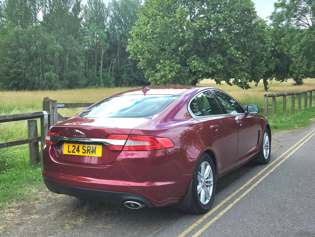 Jaguar XF 2.2 D Luxury Red #4