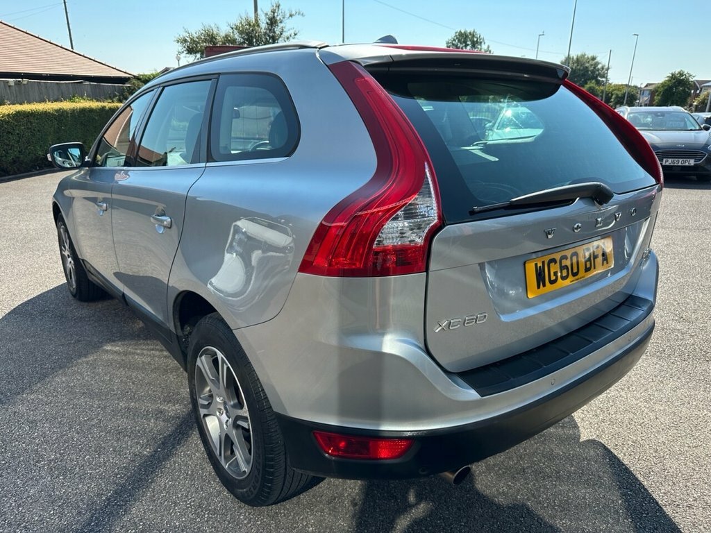 Volvo XC60 2010 2.4 D5 Se Lux Suv Geartronic Awd E Silver #5