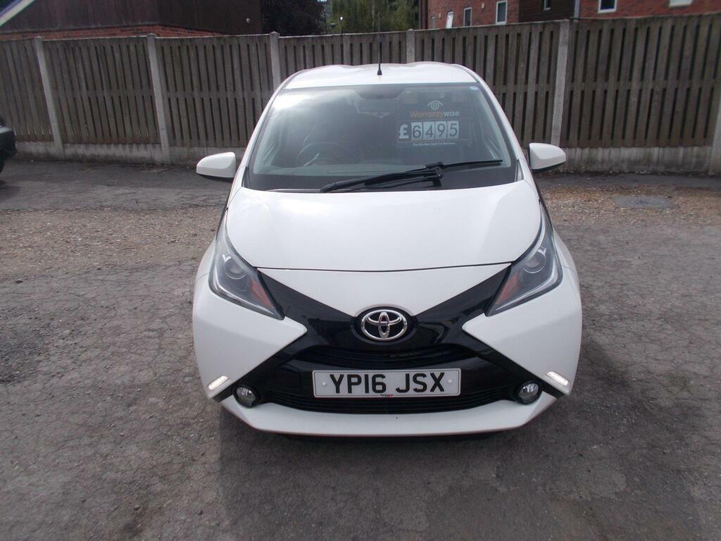 Toyota Aygo 1.0 Vvt-i X-pression Euro 6 White #2