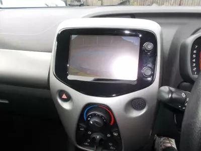 Toyota Aygo 1.0 Vvt-i X-pure White #16