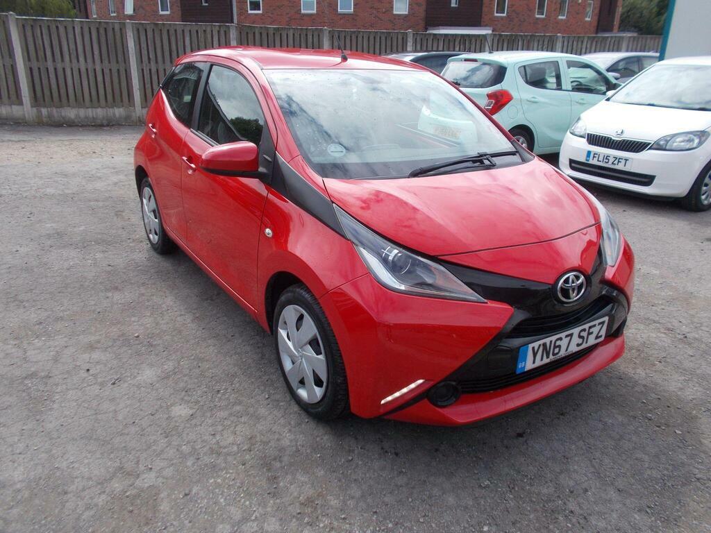 Toyota Aygo 1.0 Vvt-i X-play Euro 6 Red