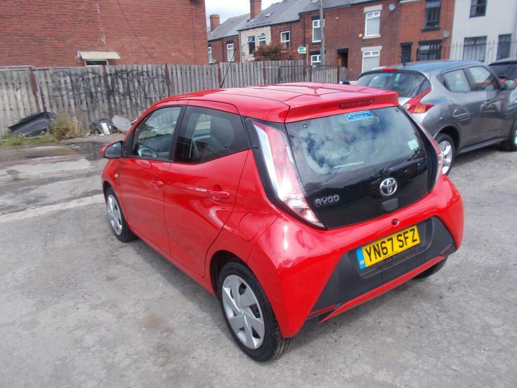Toyota Aygo 1.0 Vvt-i X-play Euro 6 Red #6