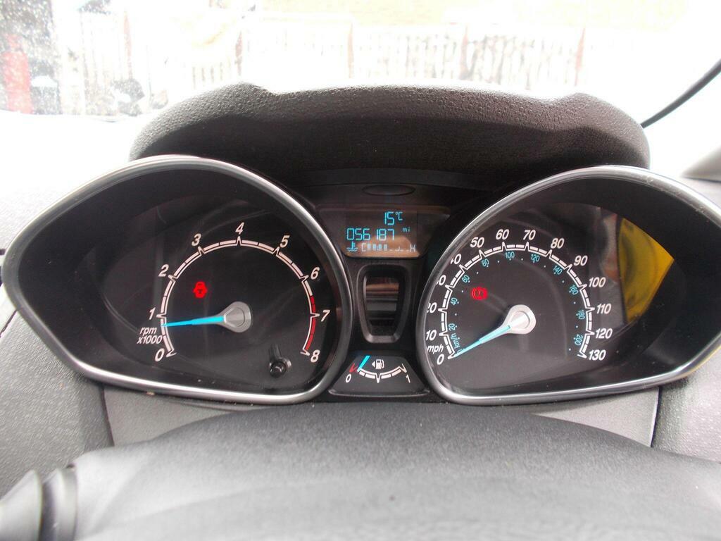 Ford Fiesta 1.0 Ecoboost Zetec Silver #13