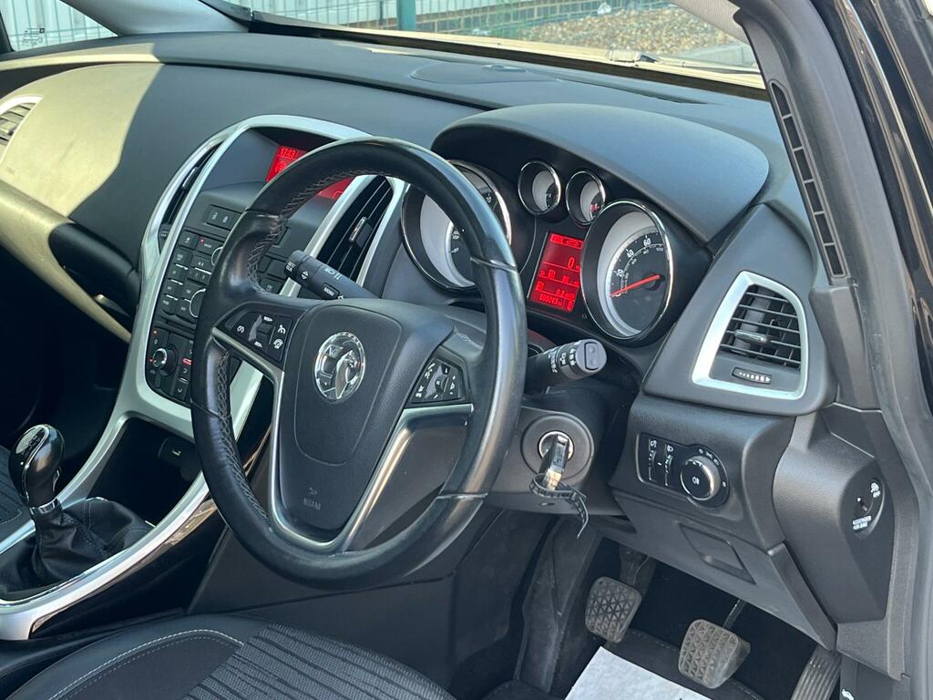 Vauxhall Astra 1.6 Cdti Ecoflex Excite Euro 6 Ss Black #3