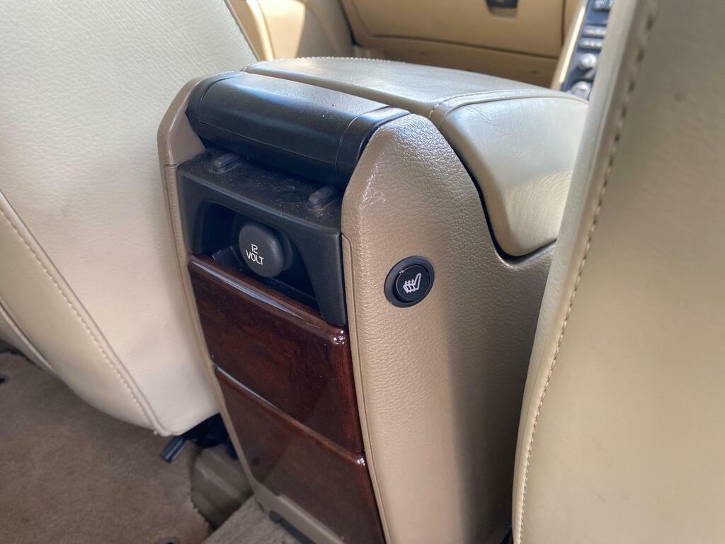 Volvo XC90 Executive Black #14