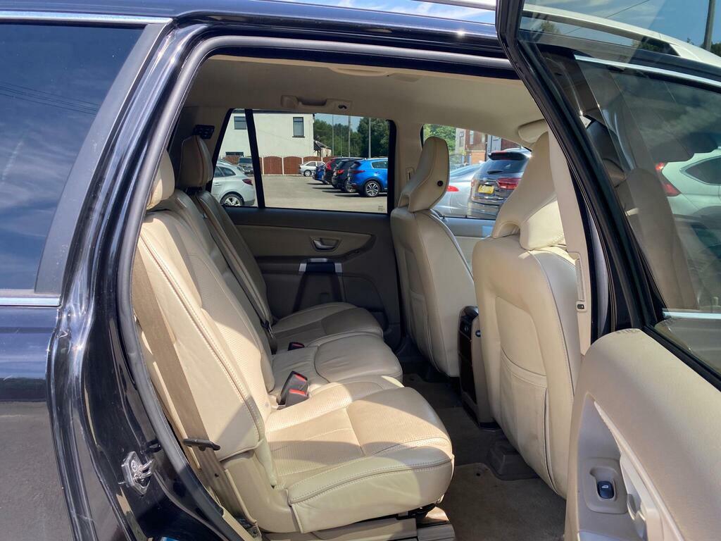 Volvo XC90 Executive Black #13