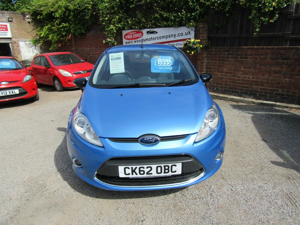 Ford Fiesta 1.25 Zetec 63 000 Miles Service History 8 Stamps Blue