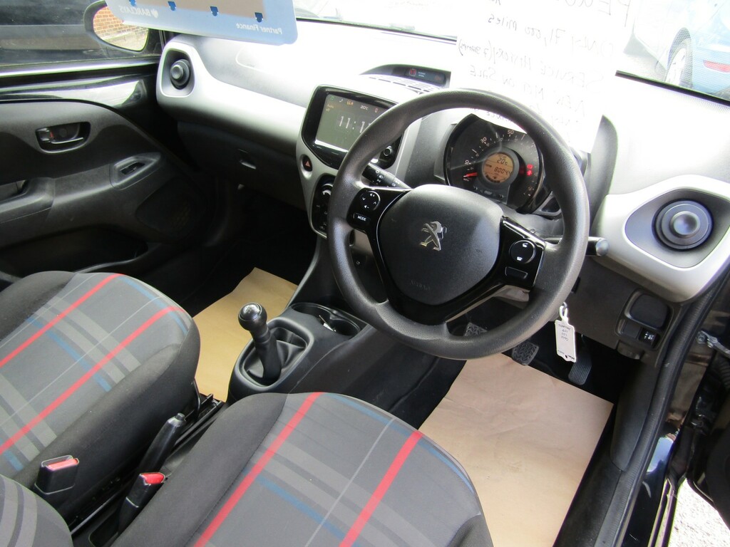 Peugeot 108 Active Silver #11