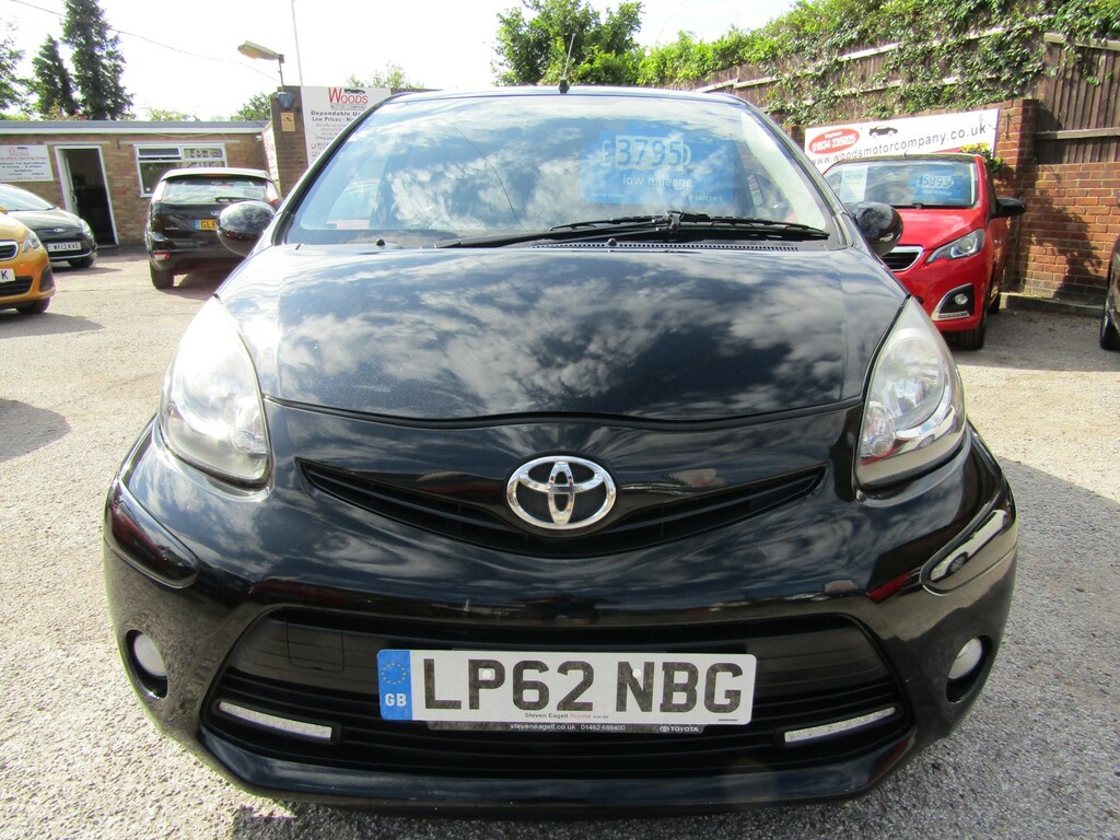 Toyota Aygo 1.0 Vvt-i Fire Only 75 000 Miles Fsh.8 Services5 Black #5