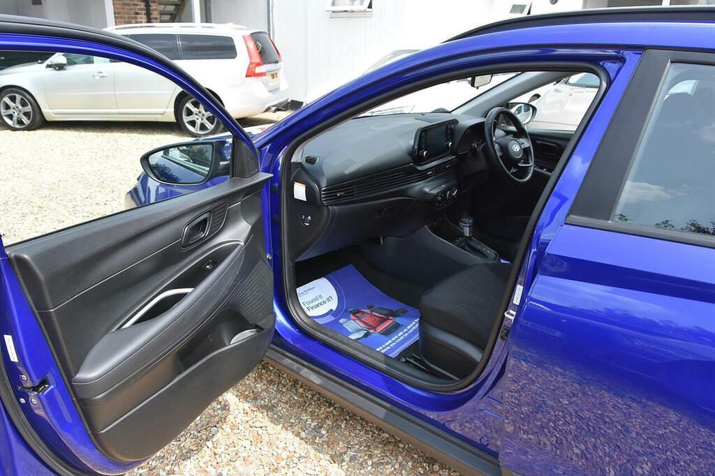 Hyundai Bayon Se Connect Blue #15