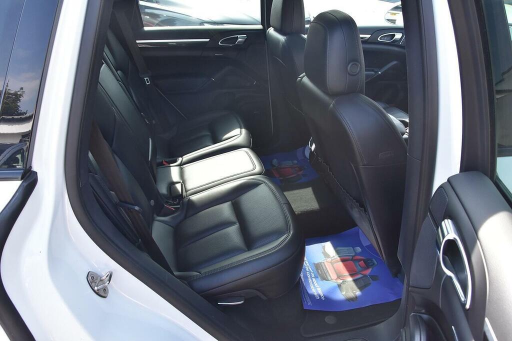 Porsche Cayenne 4.1 S D Platinum Edition Tiptronic S 379 Bhp Black #31