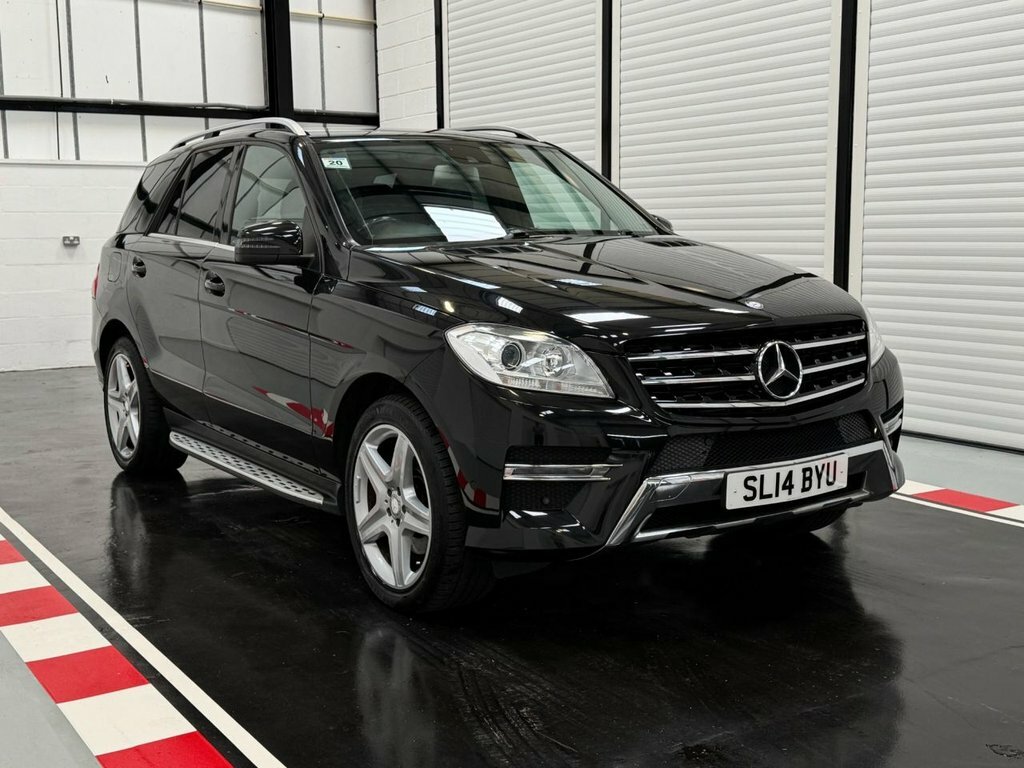 Mercedes-Benz M Class 3L Amg Sport Black #5