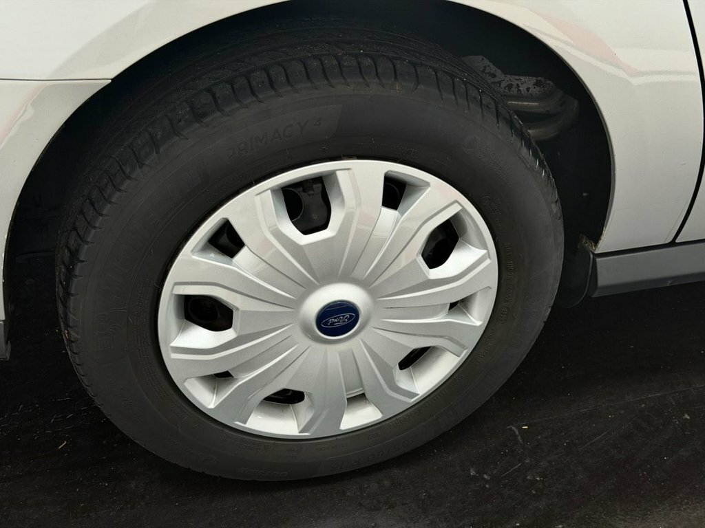 Ford Transit Connect Connect 1.5Tdci 200 L1 Swb 118Bhp Limited Euro6 Ul White #20