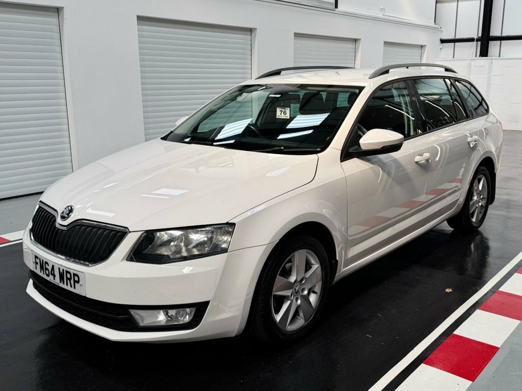 Skoda Octavia 1.6L Se Business White #6