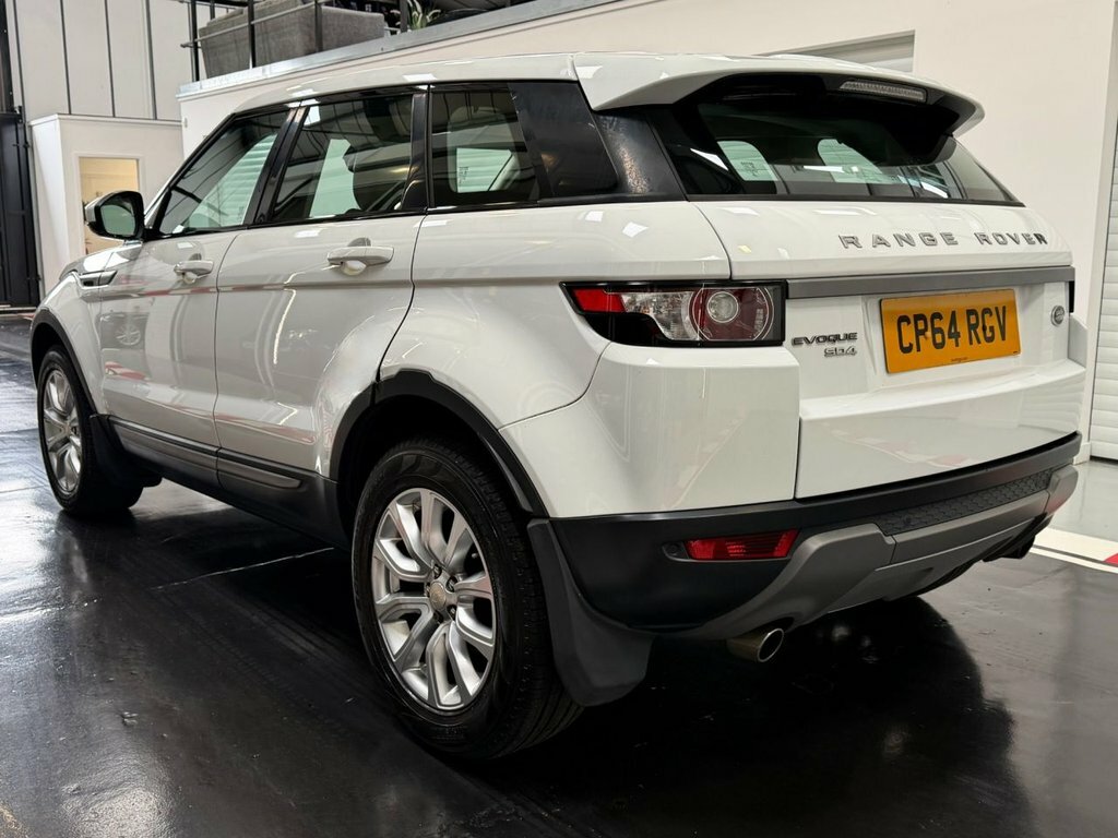 Land Rover Range Rover Evoque 2.2L Pure Tech White #2