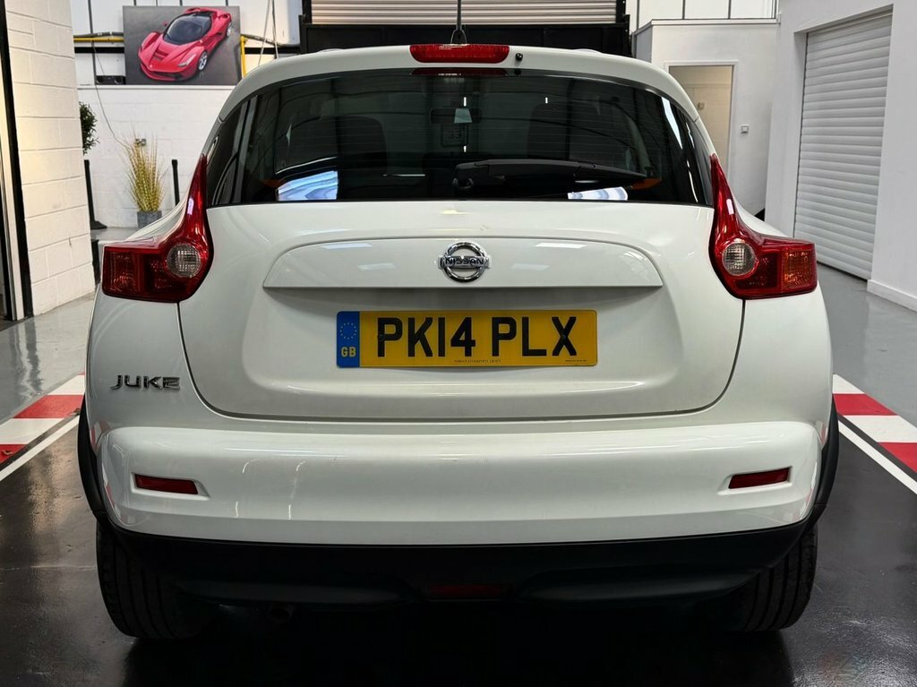 Nissan Juke 1.6L Visia PK14PLX White #4