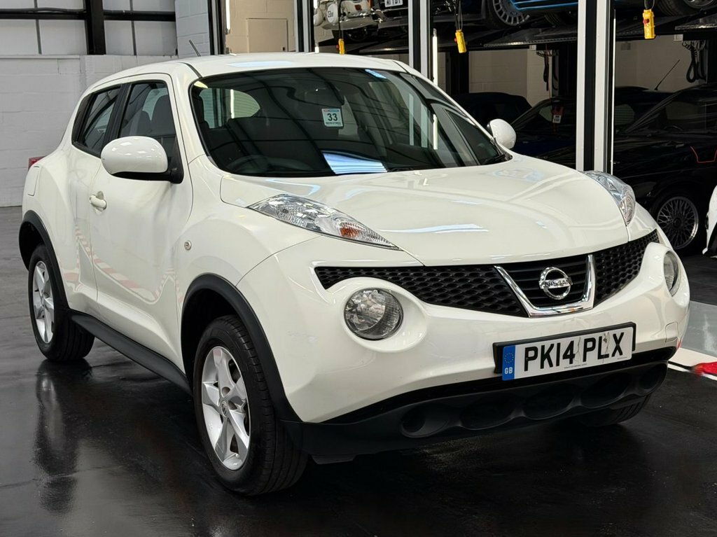 Nissan Juke 1.6L Visia White