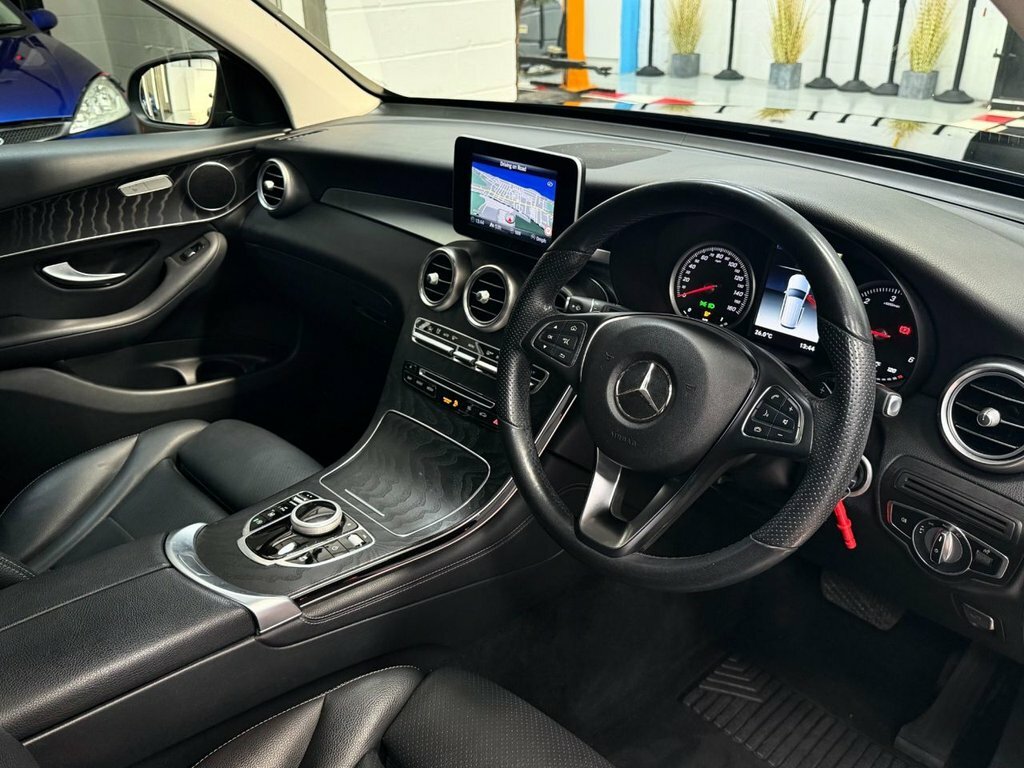 Mercedes-Benz GLC Class 2.1L Sport Black #4