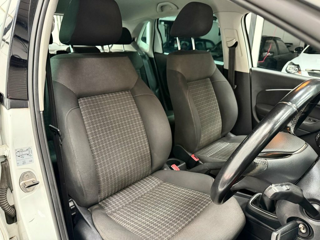 Volkswagen Polo Hatchback 1.0 Grey #26