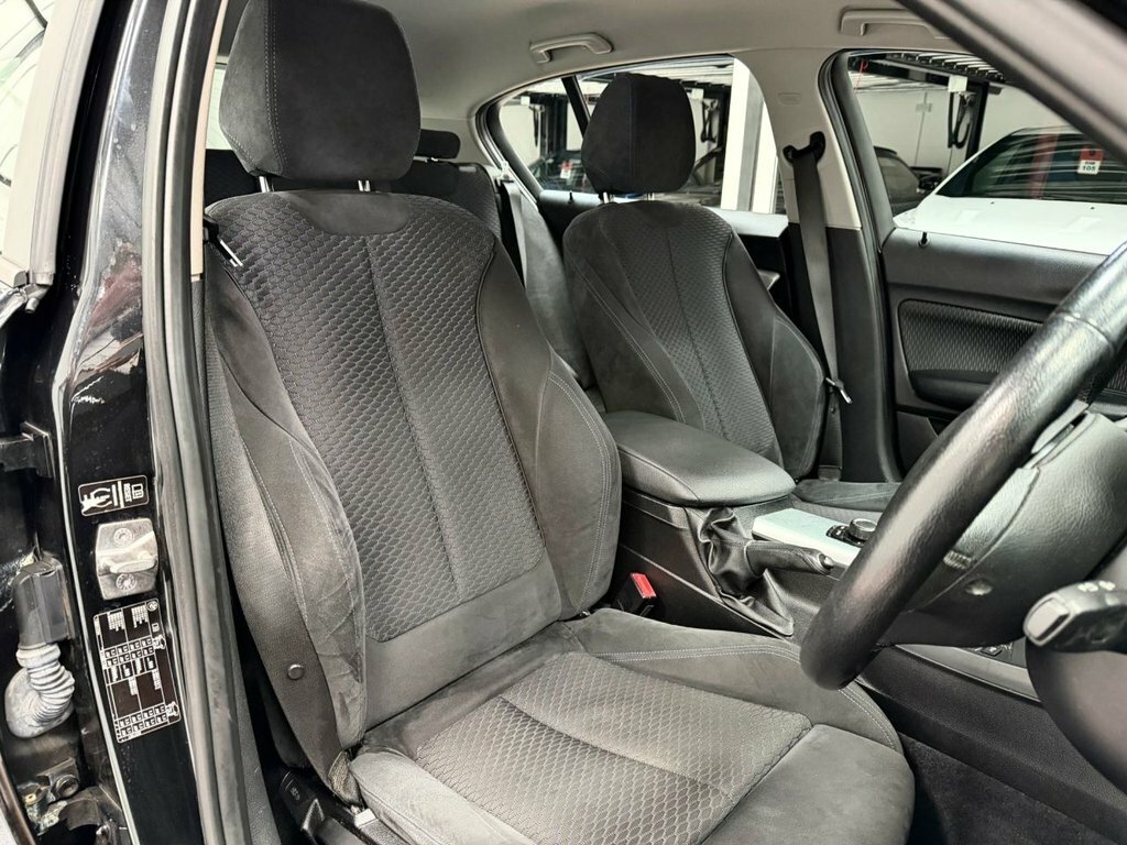 BMW 1 Series 1.6L Se Black #2