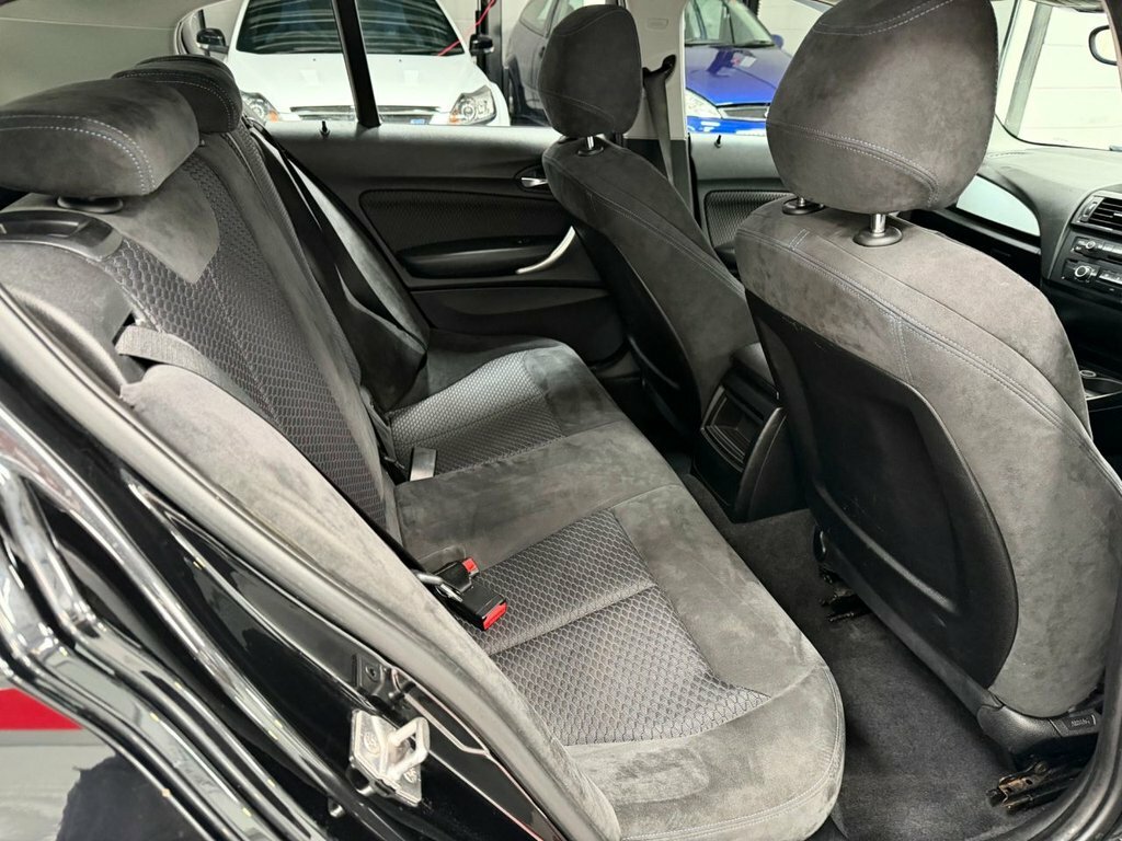 BMW 1 Series 1.6L Se Black #4
