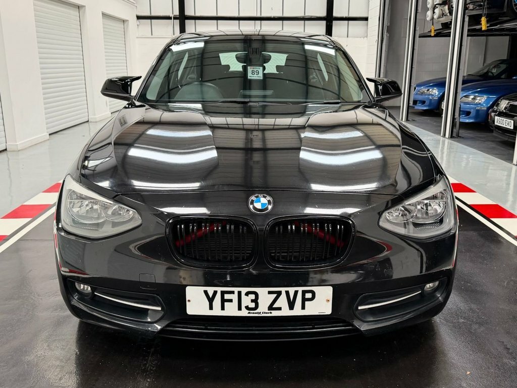 BMW 1 Series Sport White #9