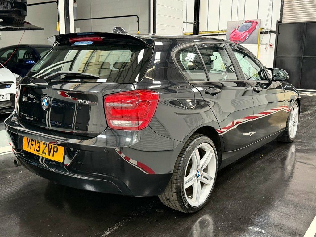 BMW 1 Series Sport White #22