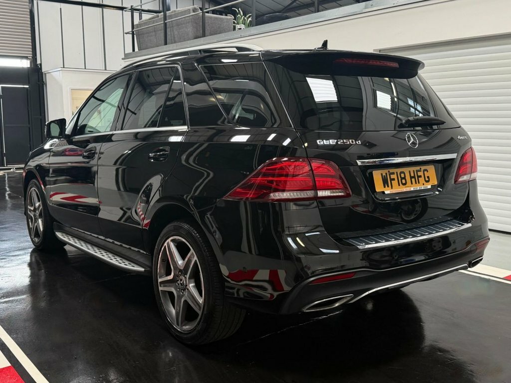 Mercedes-Benz GLE Class 2.1L Amg Line Black #4